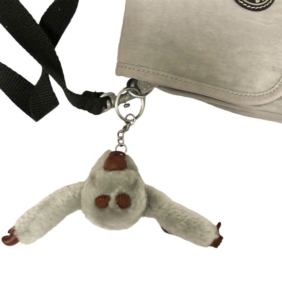 Vintage Kipling Crossbody - Picture 2 of 6